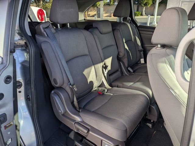 Used 2019 Honda Odyssey EX image 7