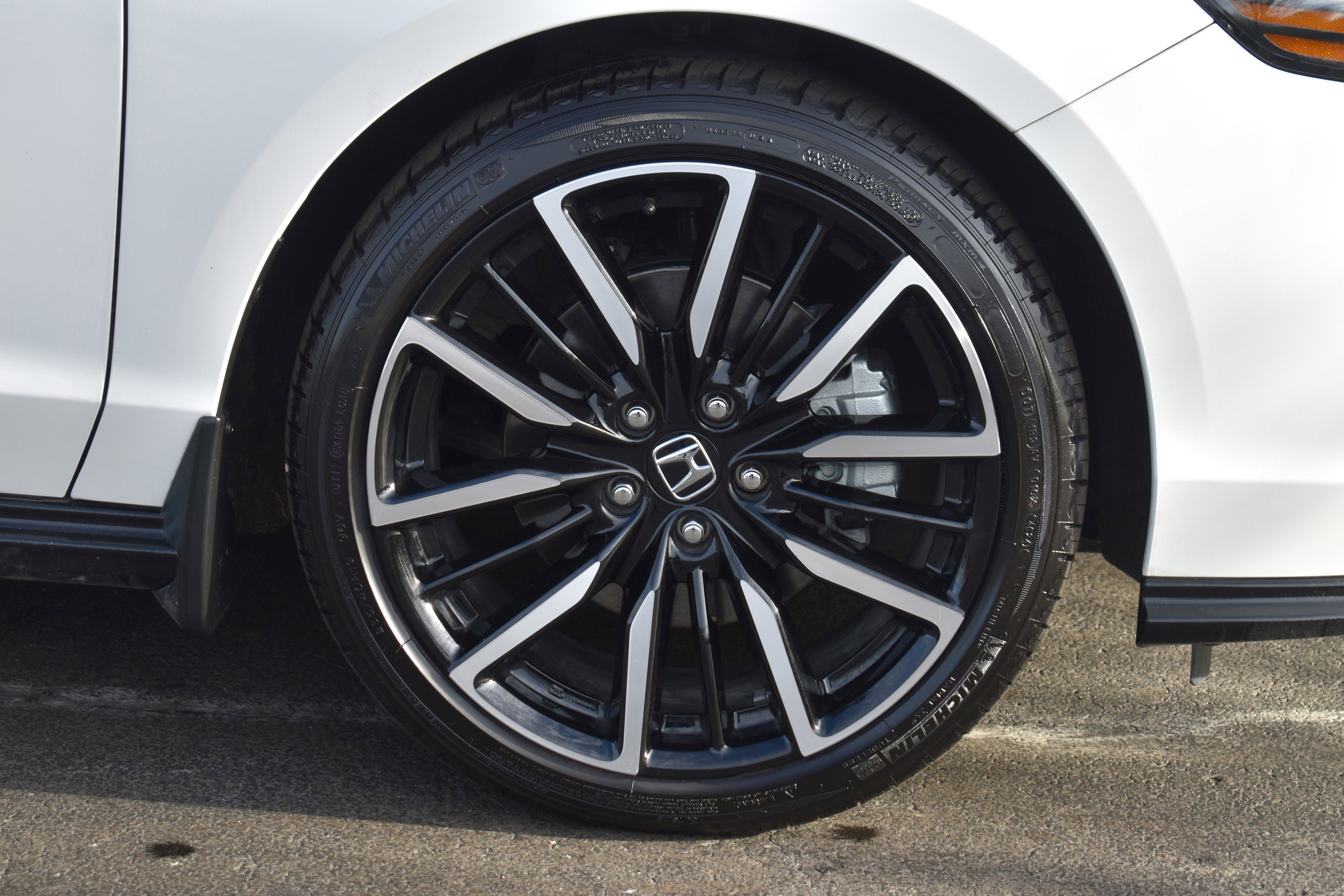 Certified 2025 Honda Accord Touring image 39