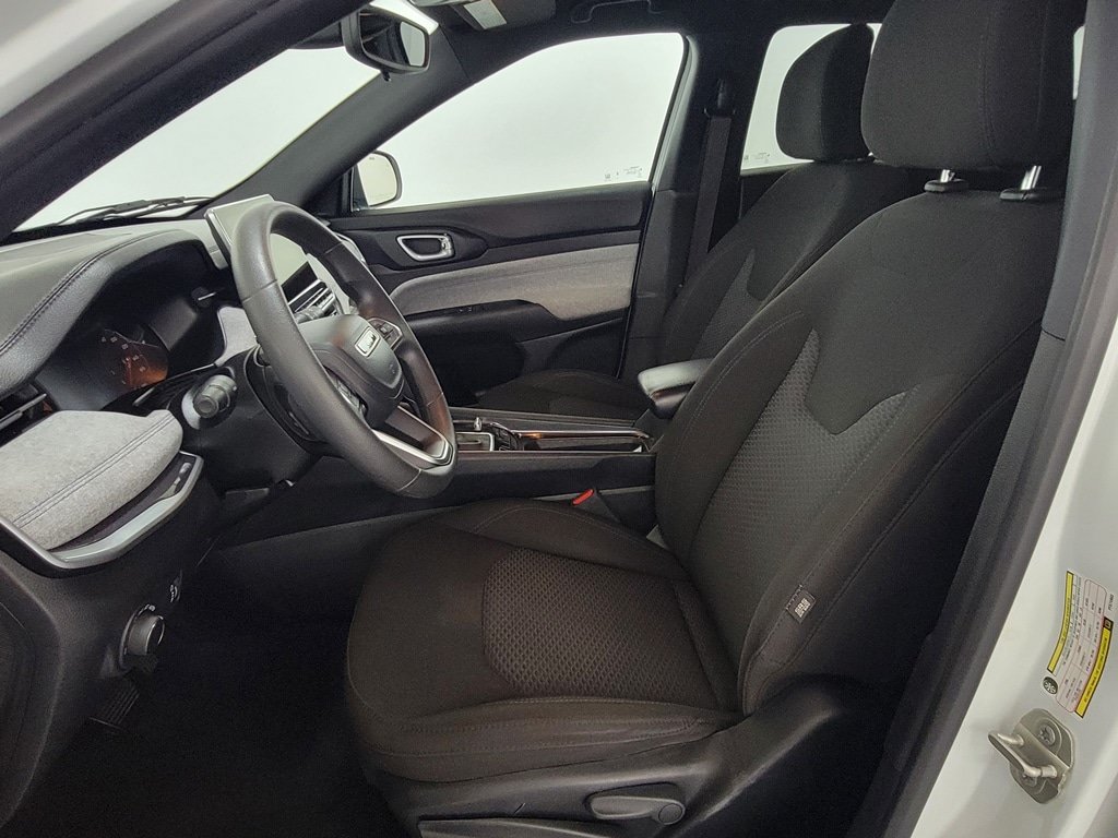 Used 2023 Jeep Compass Sport AWD/4WD image 14