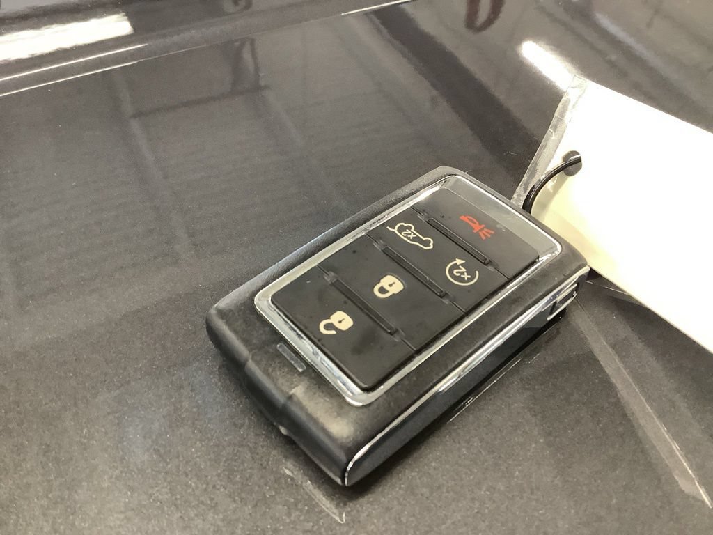 Used 2023 Jeep Grand Cherokee Limited AWD/4WD image 28
