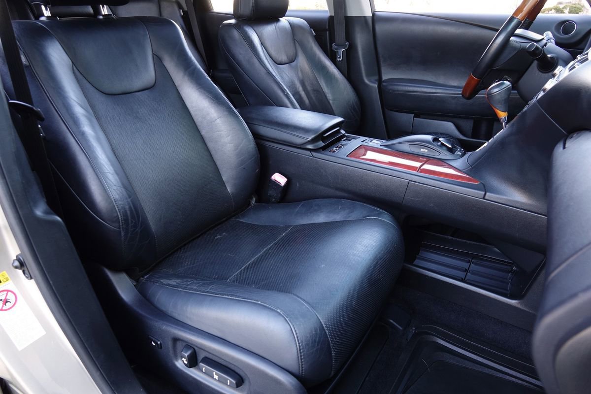 Used 2012 Lexus RX 450h AWD w/ Premium Pkg image 8