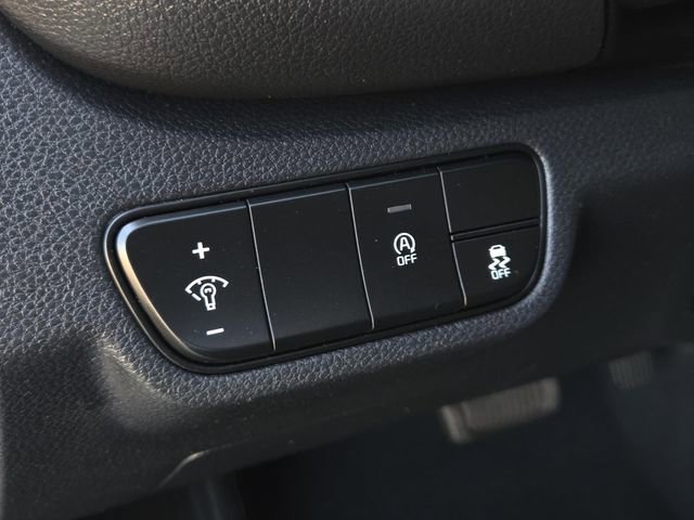 Certified 2025 Kia Seltos S image 18