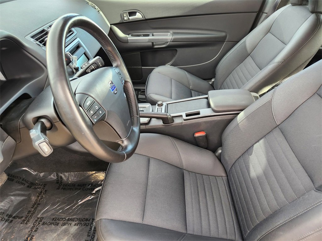 Used 2010 Volvo C30 T5 image 3