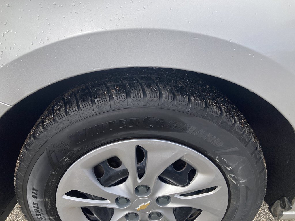 Used 2019 Chevrolet Cruze LS w/ LS Fleet Convenience Package FWD image 12