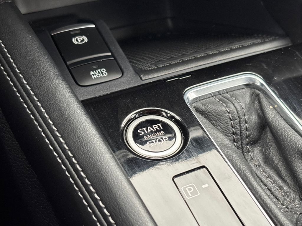 Used 2023 Nissan Kicks SR w/ SR Premium Package image 26