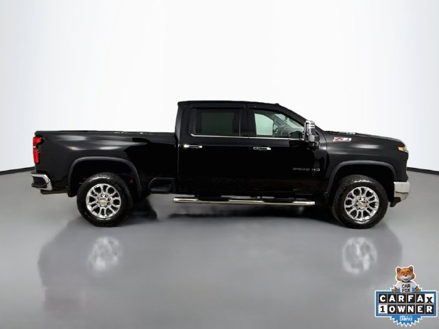 Used 2025 Chevrolet Silverado 2500 LTZ w/ LTZ Premium Package AWD/4WD image 15