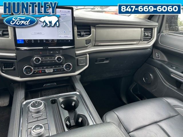 Used 2023 Ford Expedition XLT AWD/4WD image 20