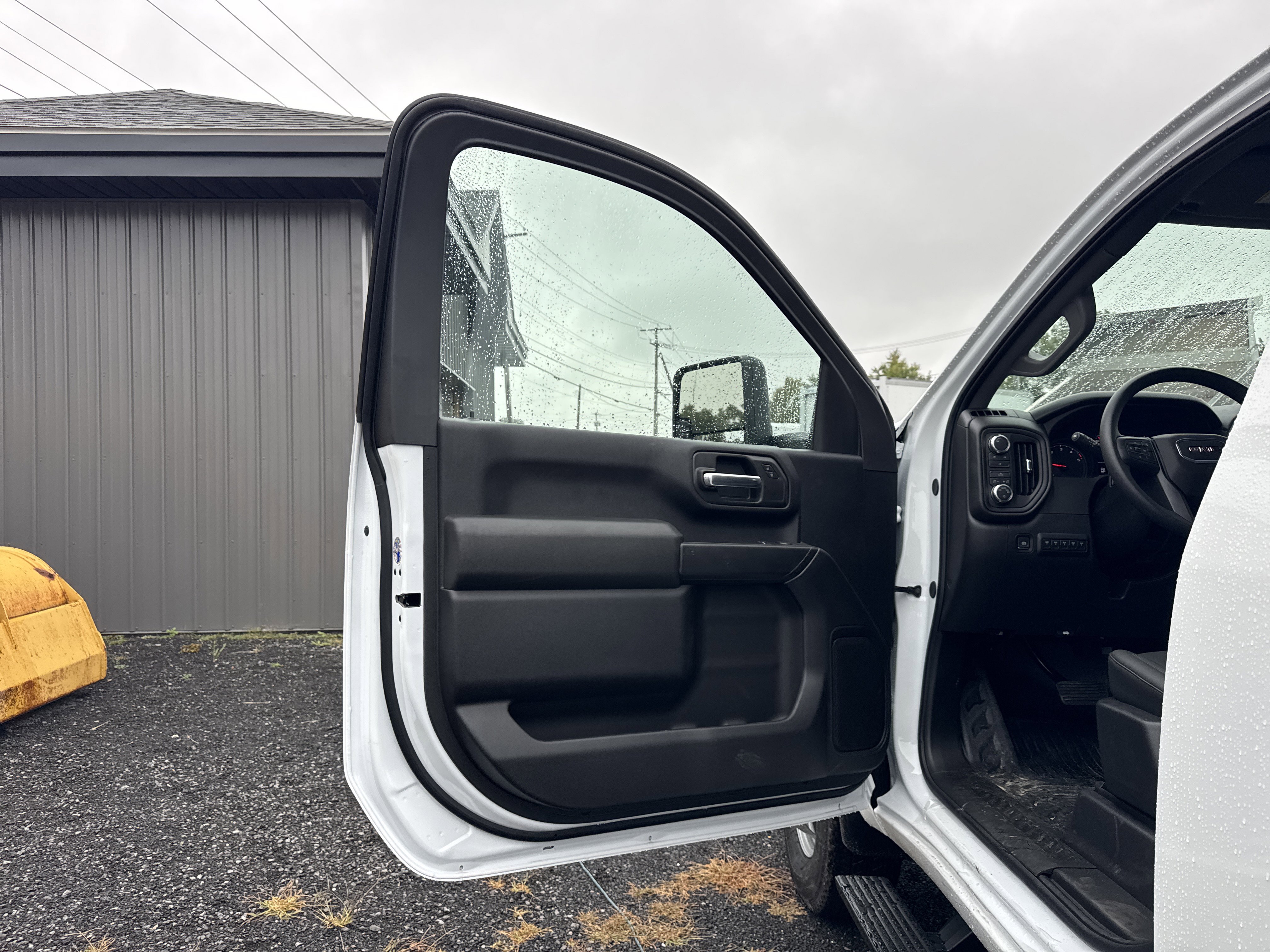 New 2025 GMC Sierra 3500 Pro w/ Convenience Package image 11