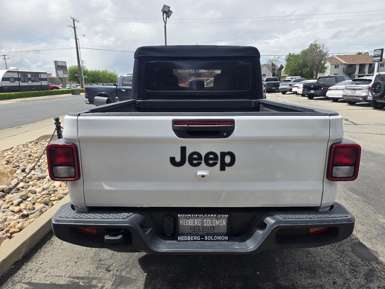 Used 2020 Jeep Gladiator Sport w/ Quick Order Package 24S AWD/4WD image 4