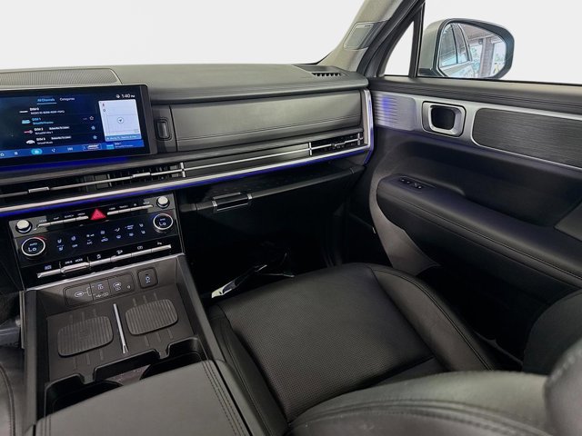 Used 2024 Hyundai Santa Fe Limited image 27