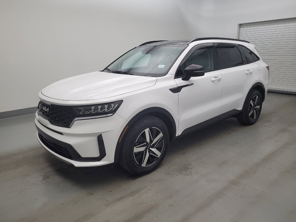 Used 2023 Kia Sorento S w/ Panoramic Sunroof Package FWD image 2