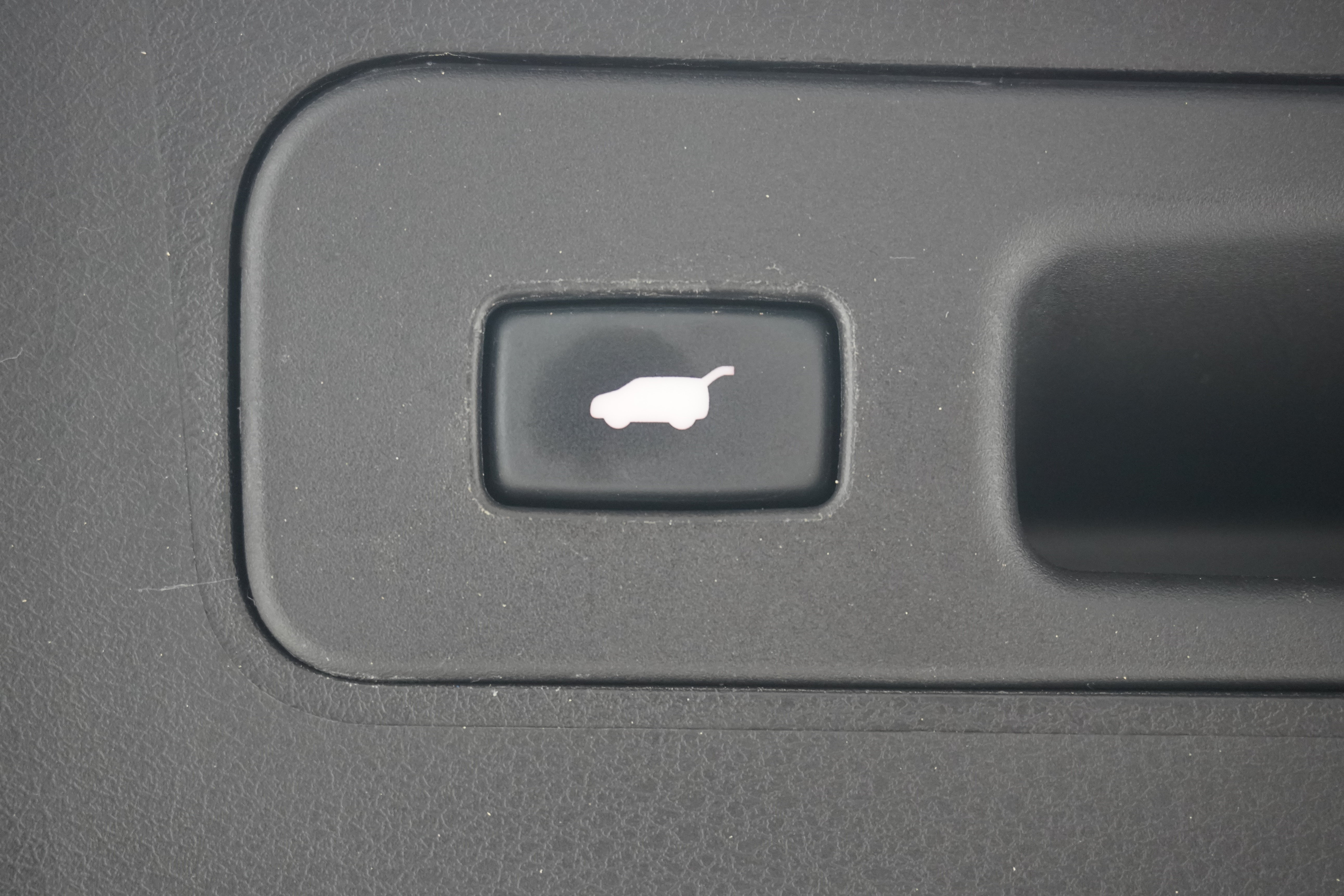Used 2020 Acura MDX FWD image 29