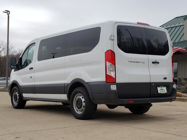 Used 2017 Ford Transit 150 XL image 3