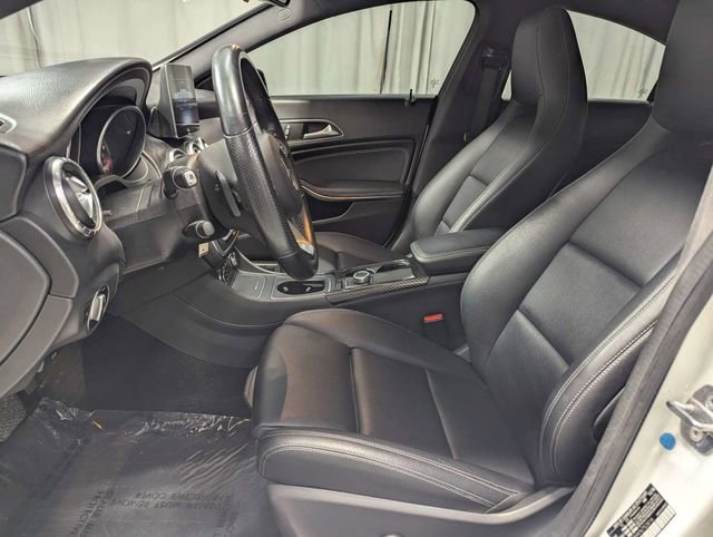 Used 2019 Mercedes-Benz CLA 250 image 10