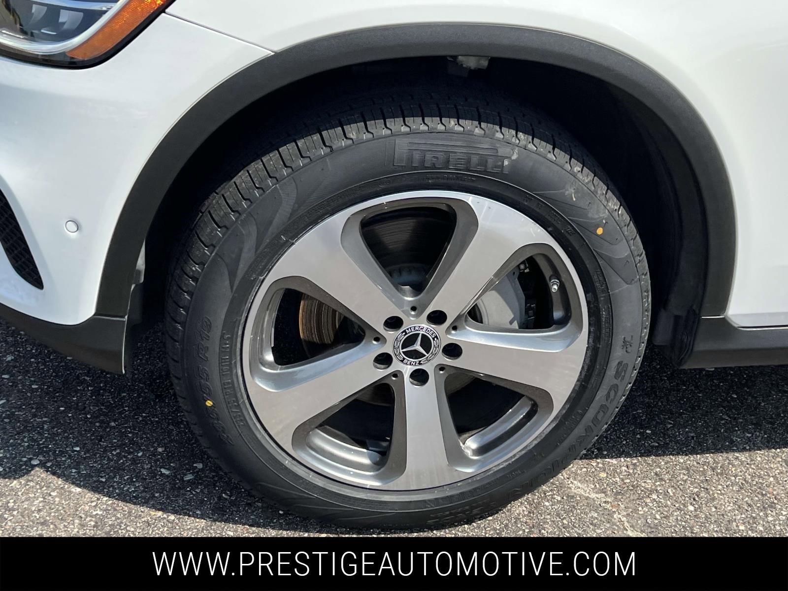 Used 2022 Mercedes-Benz GLC 300 GLC 300 w/ Premium Package Lite image 11