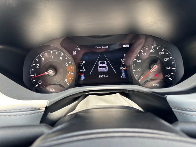 Used 2025 Jeep Compass Limited image 24