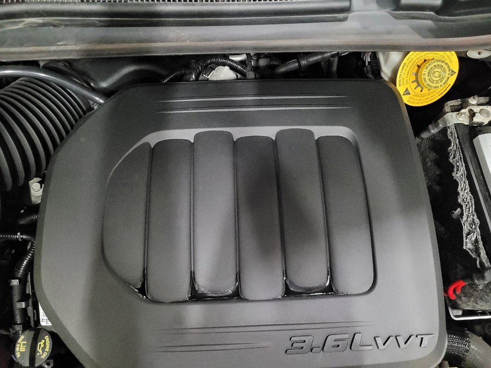 Used 2019 Dodge Grand Caravan SE image 30