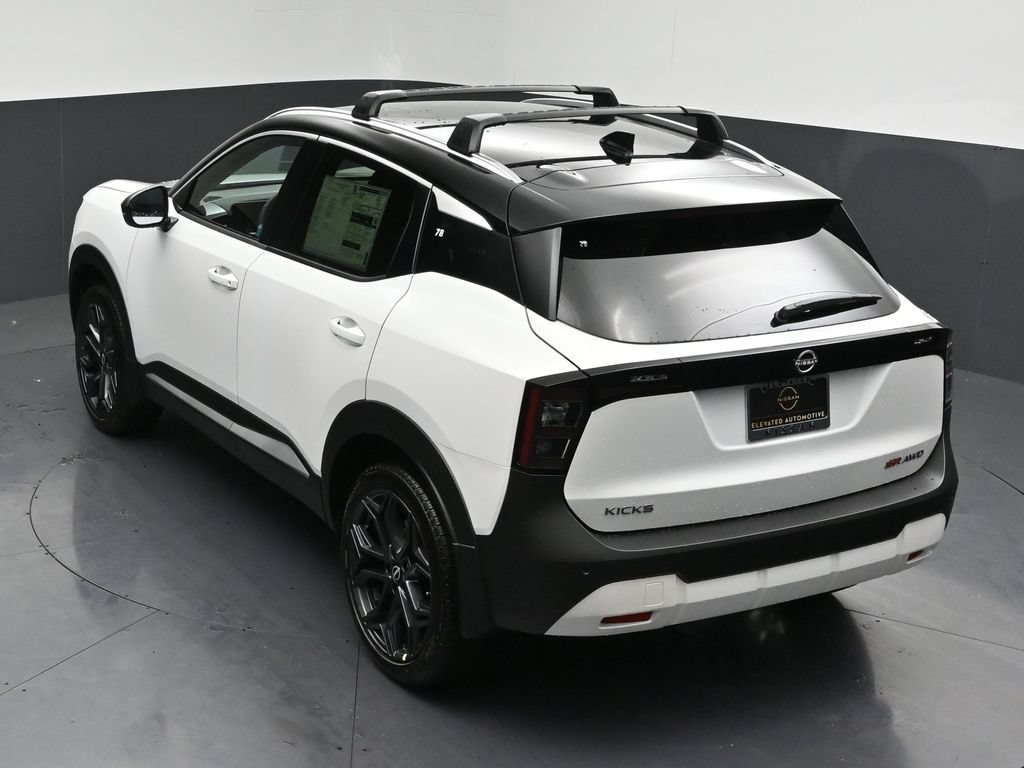 New 2026 Nissan Kicks SR w/ Cold Weather Package AWD/4WD image 24