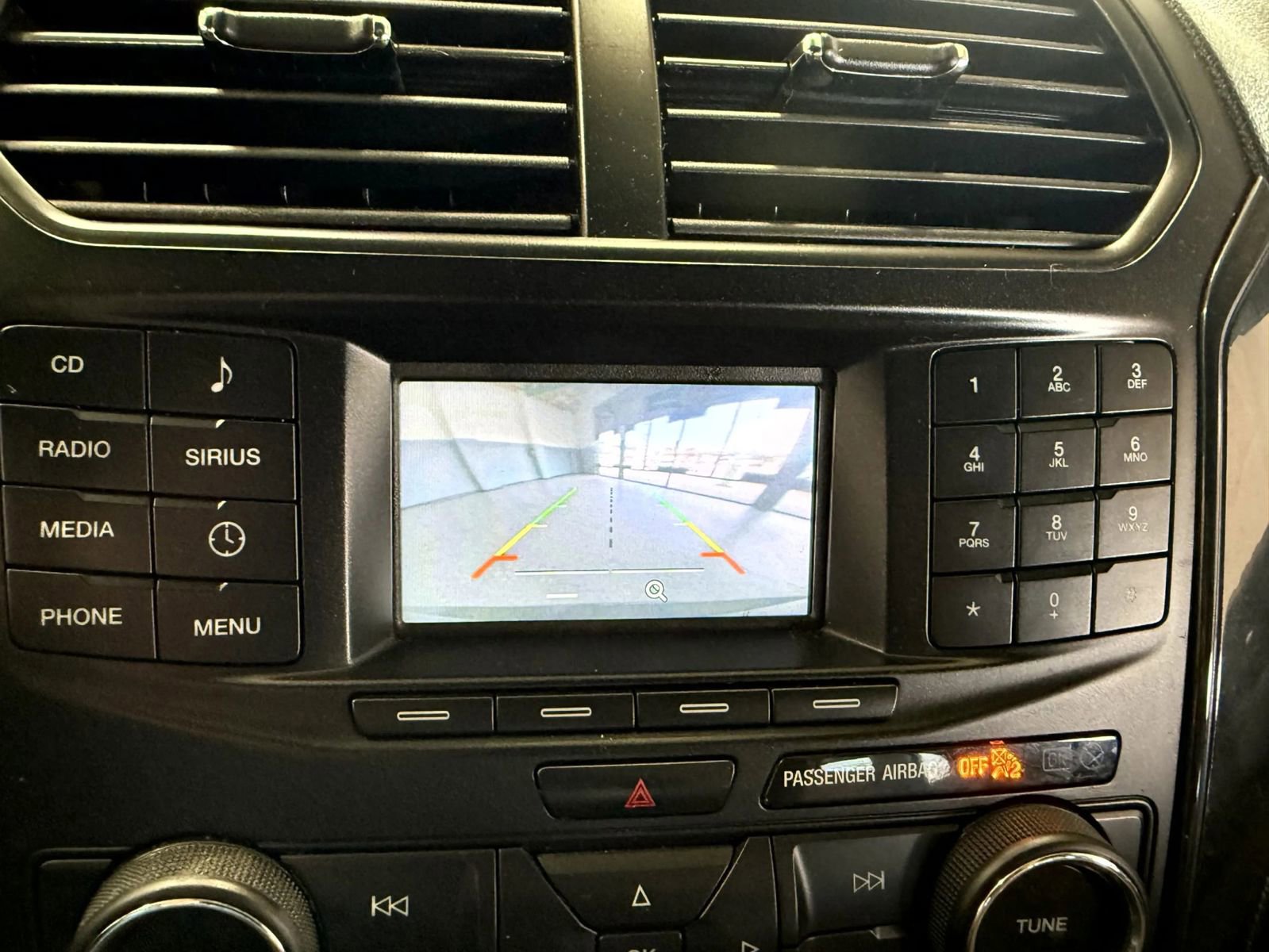 Used 2016 Ford Explorer FWD image 17