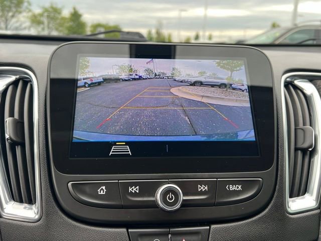 Used 2020 Chevrolet Malibu LT FWD image 19