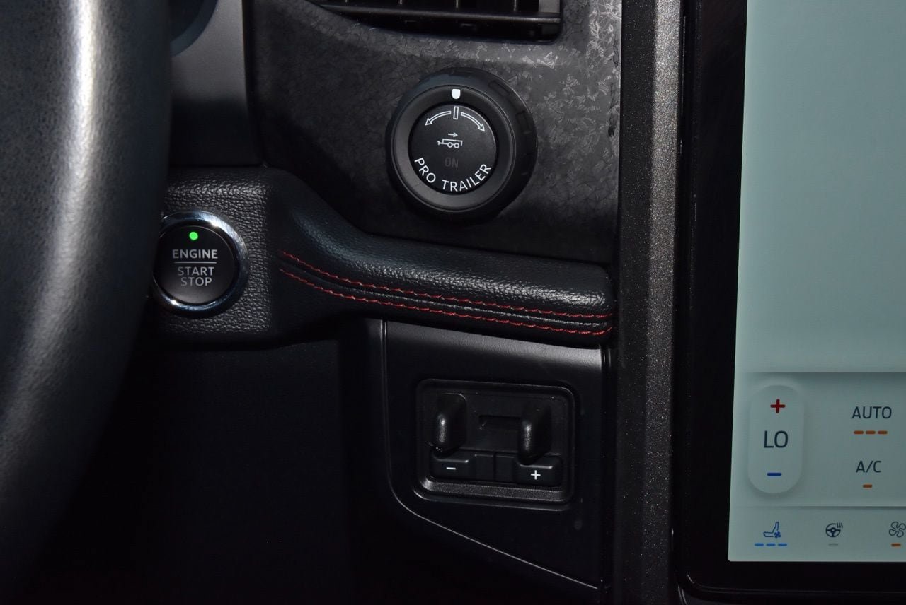 Used 2023 Ford Expedition Limited RWD image 31