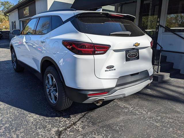 Used 2023 Chevrolet Blazer LT w/ Convenience Package image 3