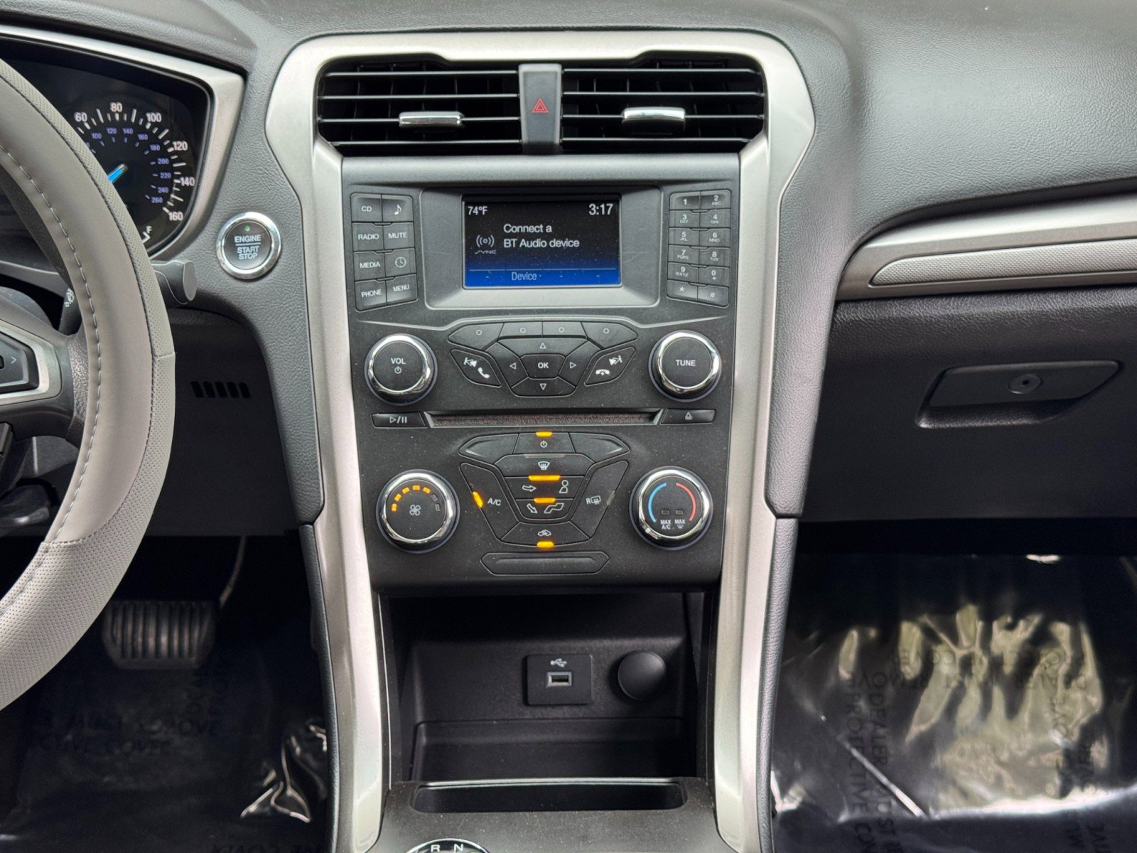 Used 2018 Ford Fusion S image 21