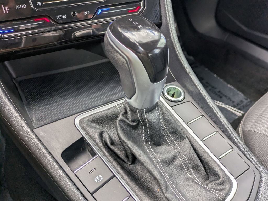 Used 2025 Volkswagen Jetta S FWD image 19