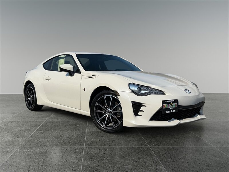 Used 2017 Toyota 86 RWD image 8