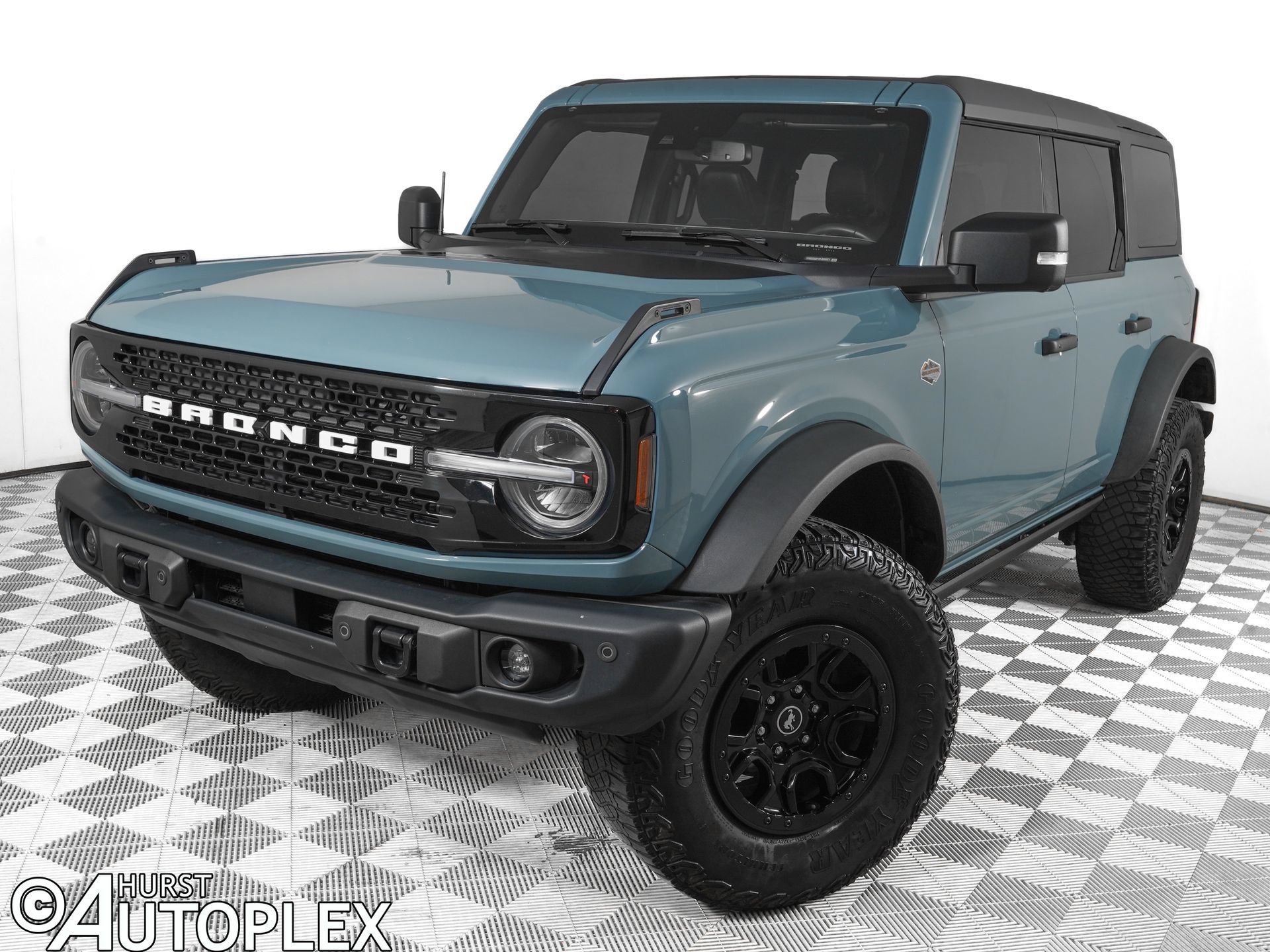 Used 2023 Ford Bronco Wildtrak AWD/4WD image 1