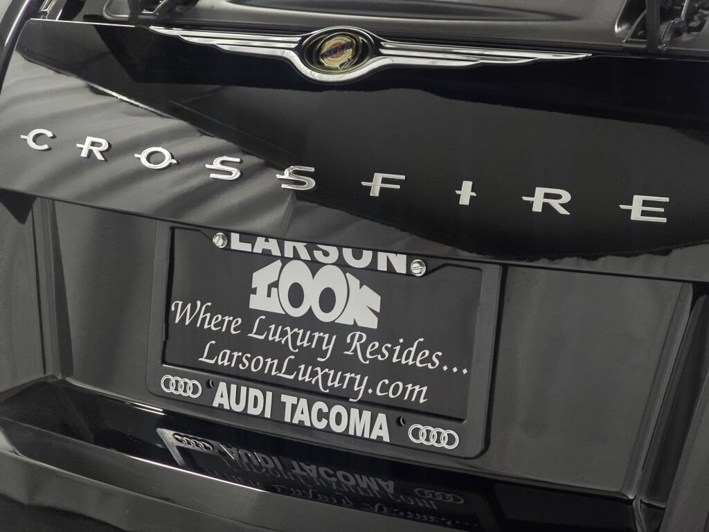 Used 2006 Chrysler Crossfire Limited RWD image 19
