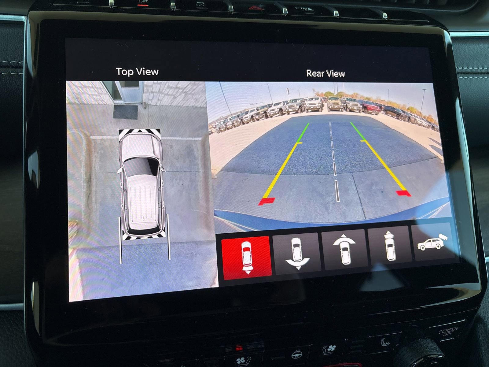 New 2025 Jeep Grand Cherokee Limited w/ Luxury Tech Group II image 19