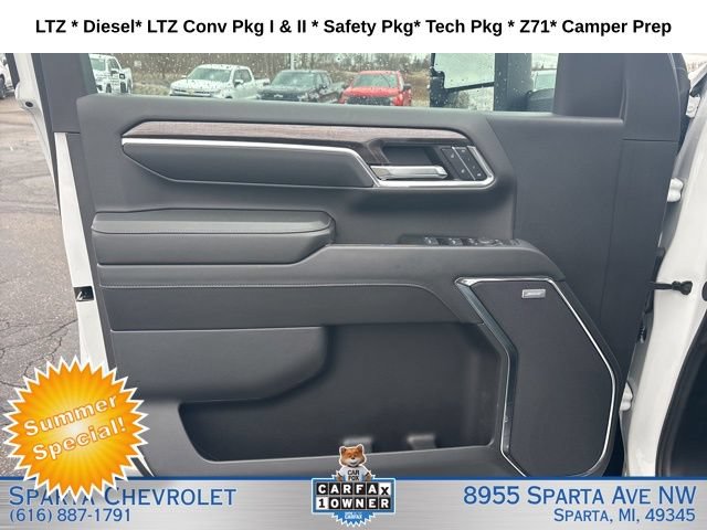 Used 2024 Chevrolet Silverado 2500 LTZ w/ LTZ Convenience Package AWD/4WD image 9