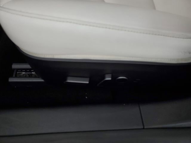 Used 2021 Tesla Model 3 Standard Range Plus image 23