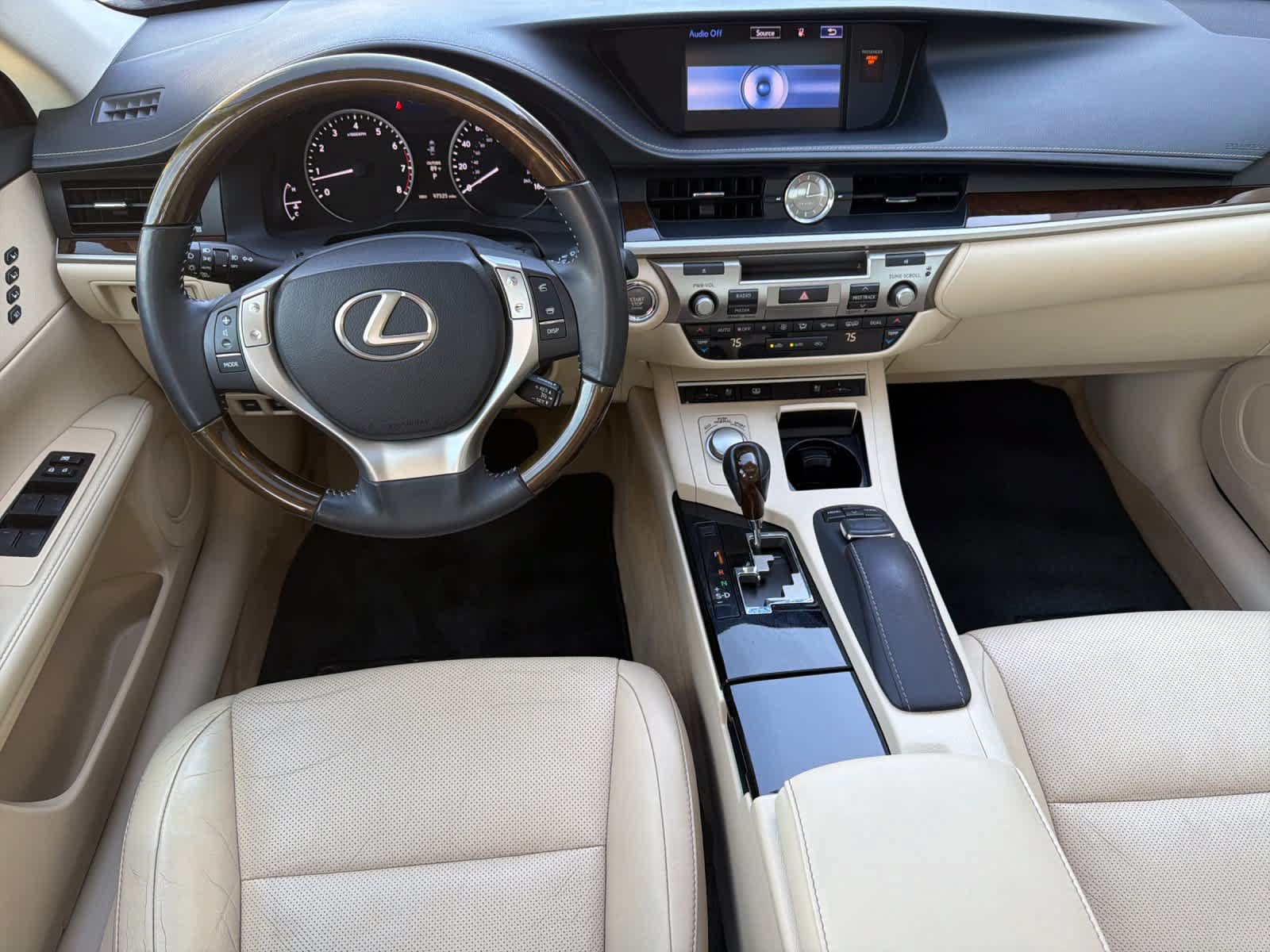 Used 2015 Lexus ES 350 w/ Luxury Package FWD image 14