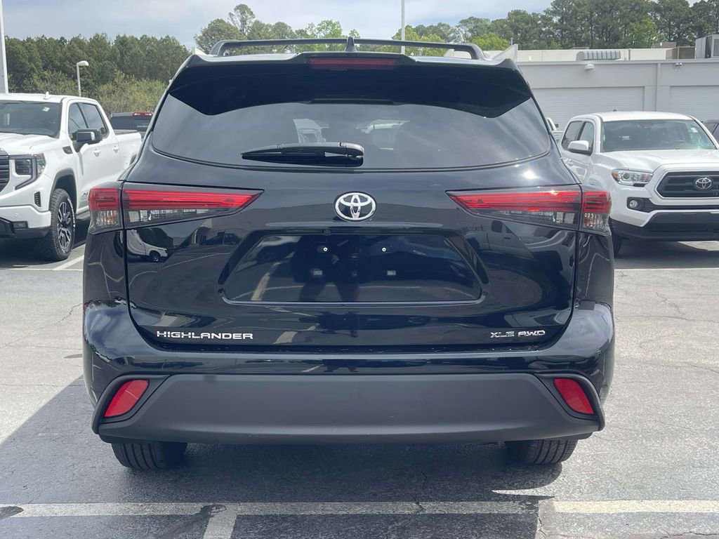 Used 2023 Toyota Highlander XLE image 44