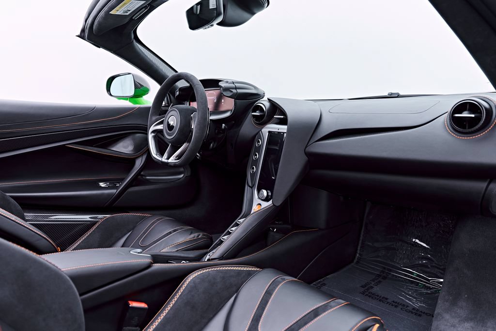Used 2025 McLaren 750S Spider RWD image 65