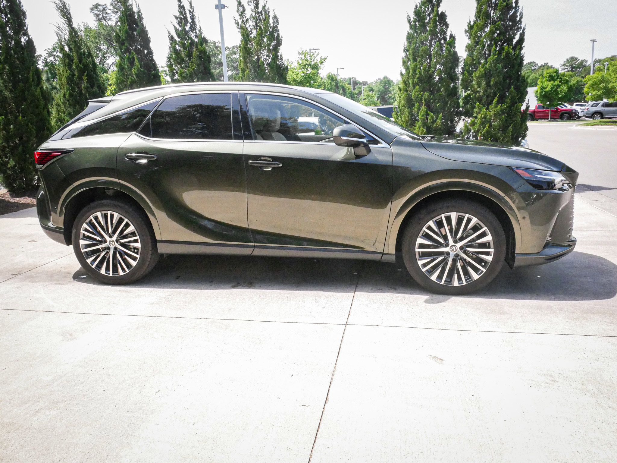 Used 2025 Lexus RX 350 Premium Plus w/ Convenience Package FWD image 11