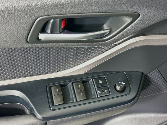 Certified 2020 Toyota C-HR LE FWD image 17