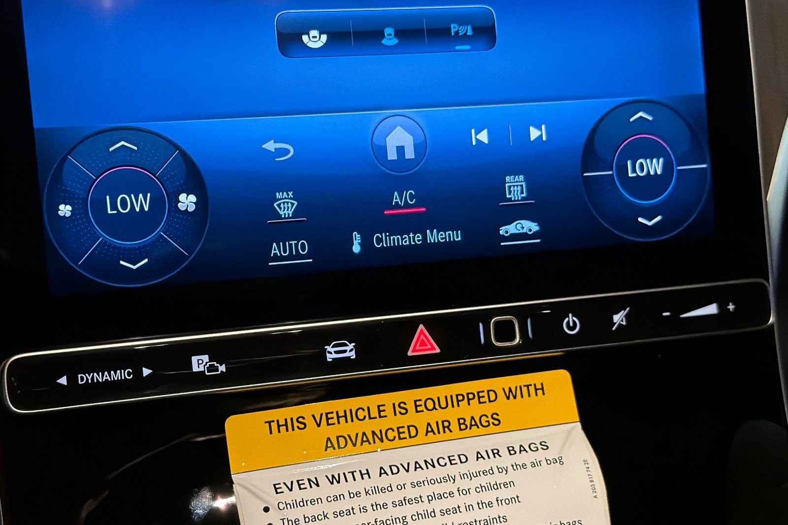 Used 2024 Mercedes-Benz GLC 300 image 19