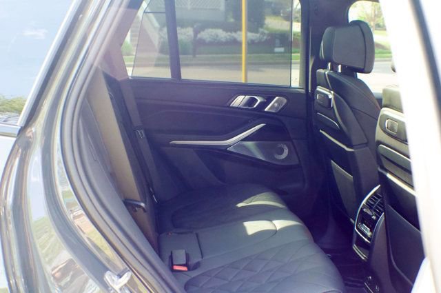Used 2024 BMW X5 M60i AWD/4WD image 54