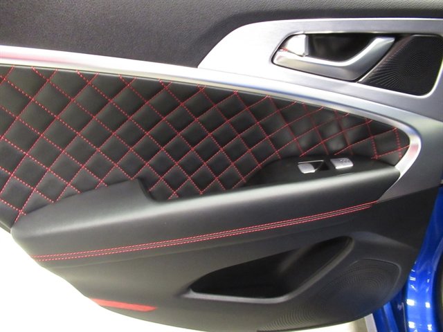 Used 2020 Genesis G70 3.3T w/ Sport Package AWD/4WD image 18