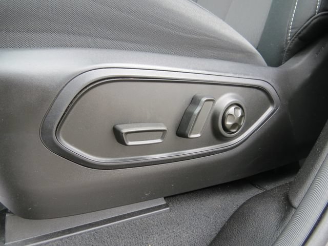 Certified 2024 Jeep Grand Cherokee Laredo X RWD image 17