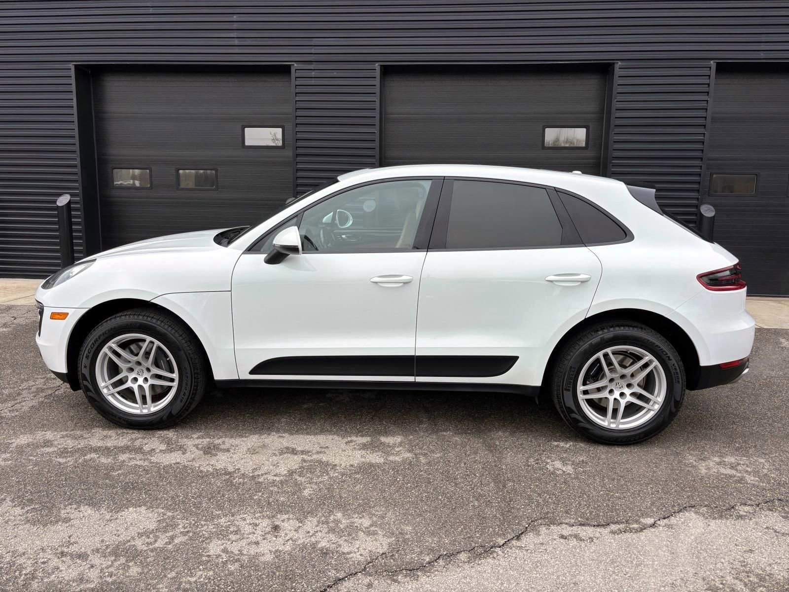 Used 2017 Porsche Macan image 7