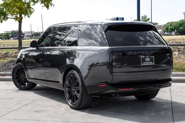 New 2026 Land Rover Range Rover Long Wheelbase Autobiography AWD/4WD image 11