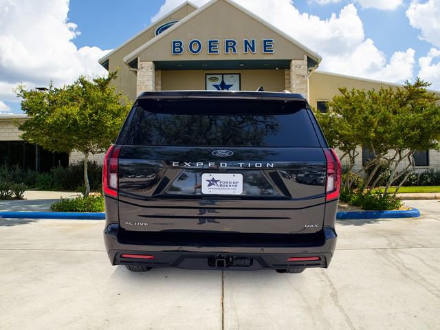 Used 2025 Ford Expedition Max Active AWD/4WD image 4