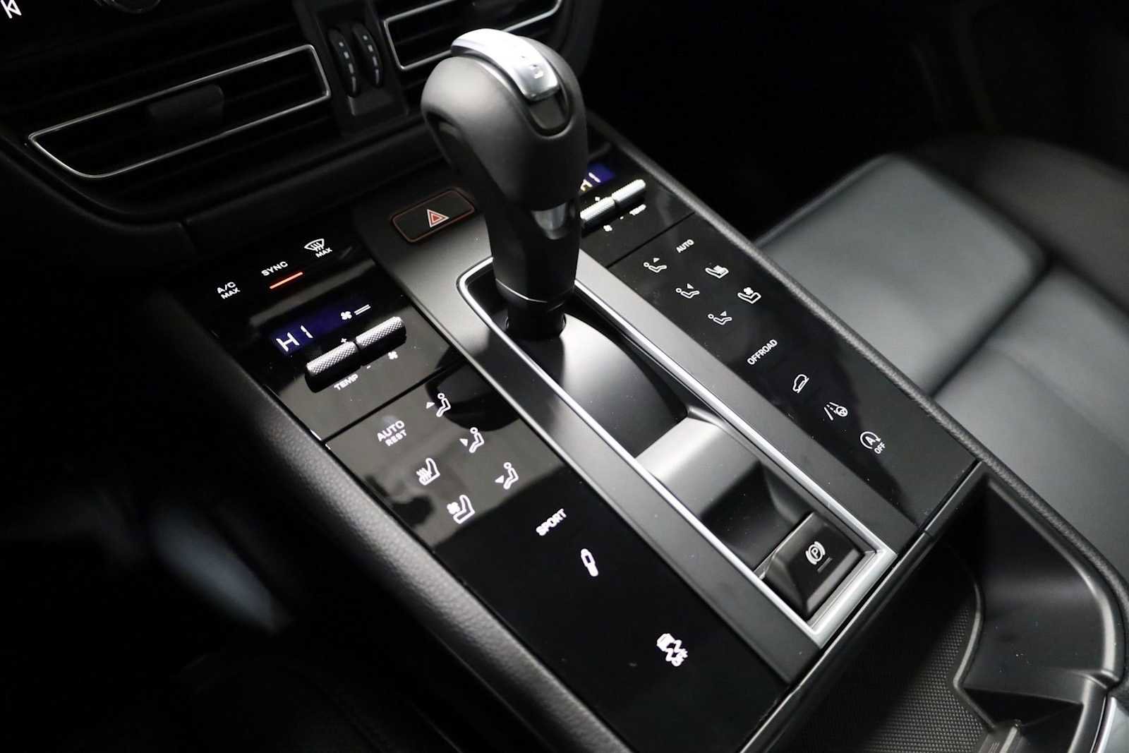 New 2026 Porsche Macan S image 29