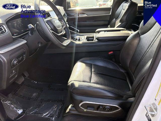 Used 2024 Jeep Wagoneer Series II AWD/4WD image 17