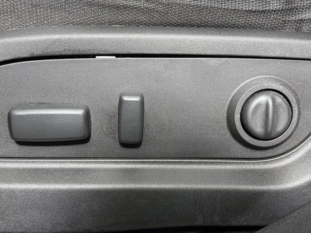 Used 2016 Chevrolet Traverse LT w/ Traveler's Package image 26