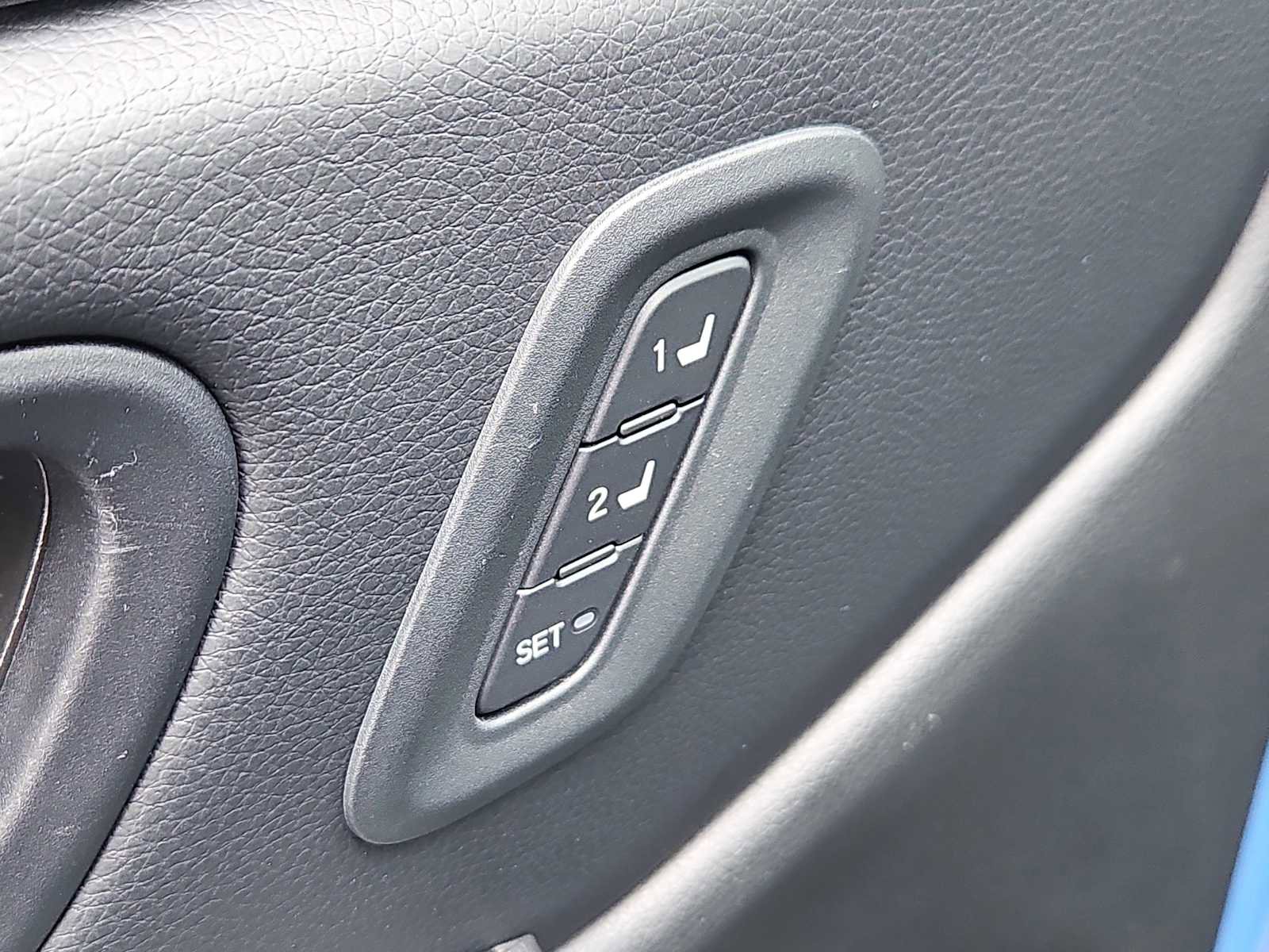 Used 2023 Honda Pilot TrailSport image 18